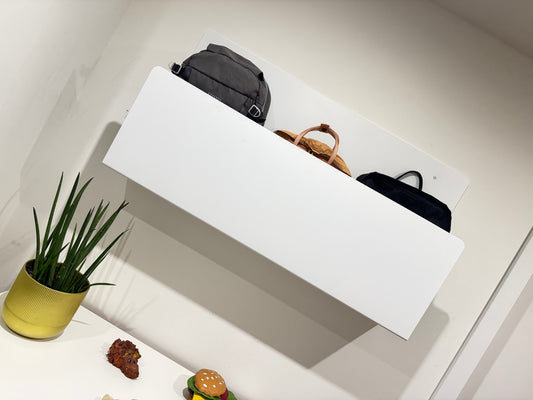 Taschenhalter aus Aluminium – modernes Design & praktische Stauraumlösung